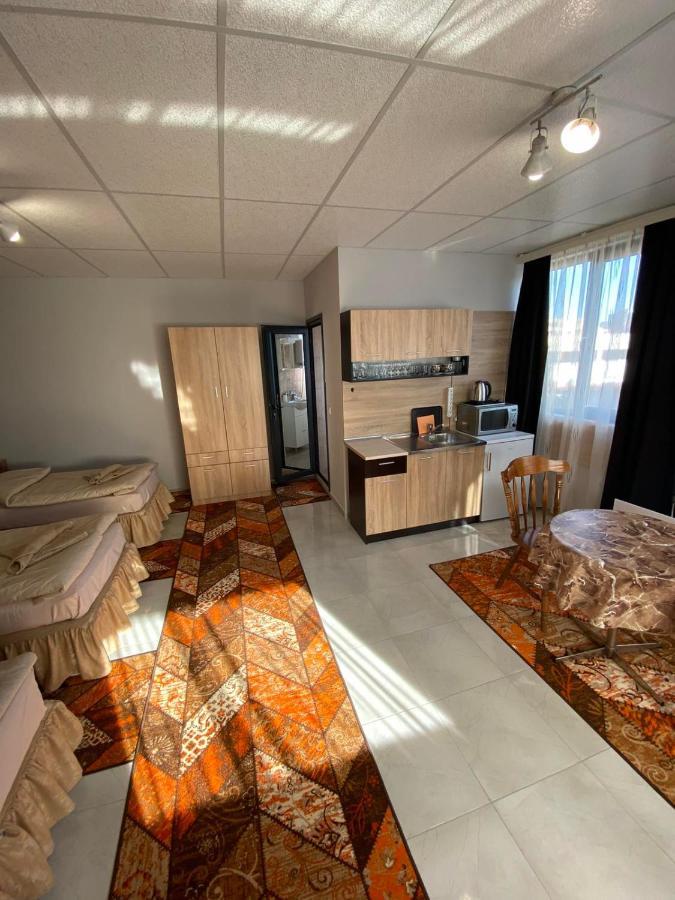 Apartments Emiza Самоков Екстериор снимка