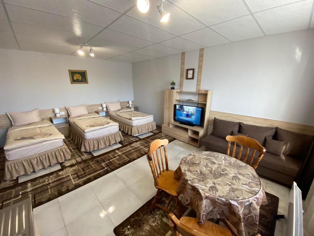 Apartments Emiza Самоков Екстериор снимка