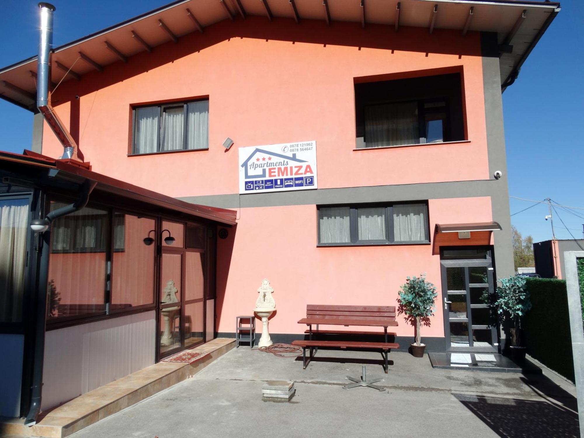 Apartments Emiza Самоков Екстериор снимка